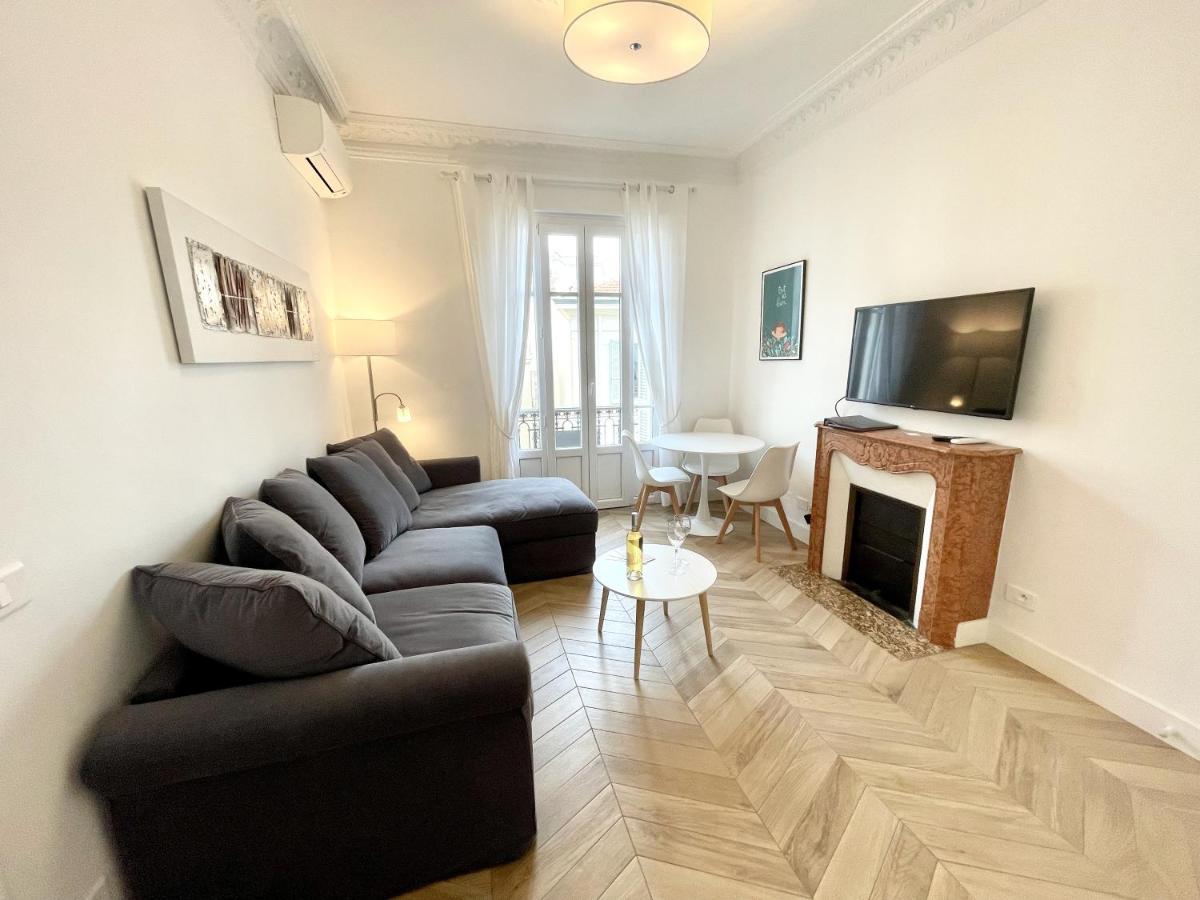 Chezdudi Apartment Ница Екстериор снимка