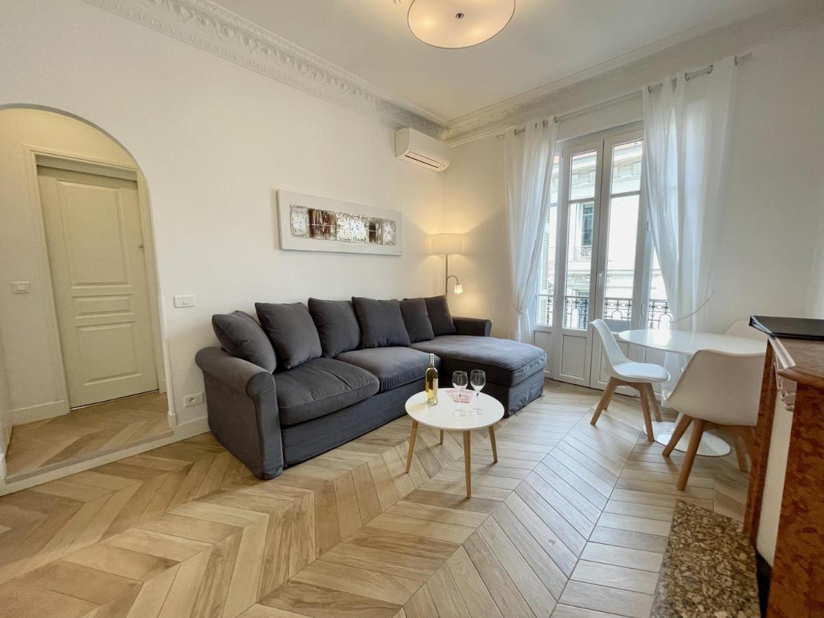 Chezdudi Apartment Ница Екстериор снимка